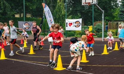 Sportowy dzień z koszykówką!