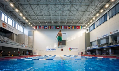 SPORTY WODNE NA BASENIE PRZY UL. MATUSZCZAKA