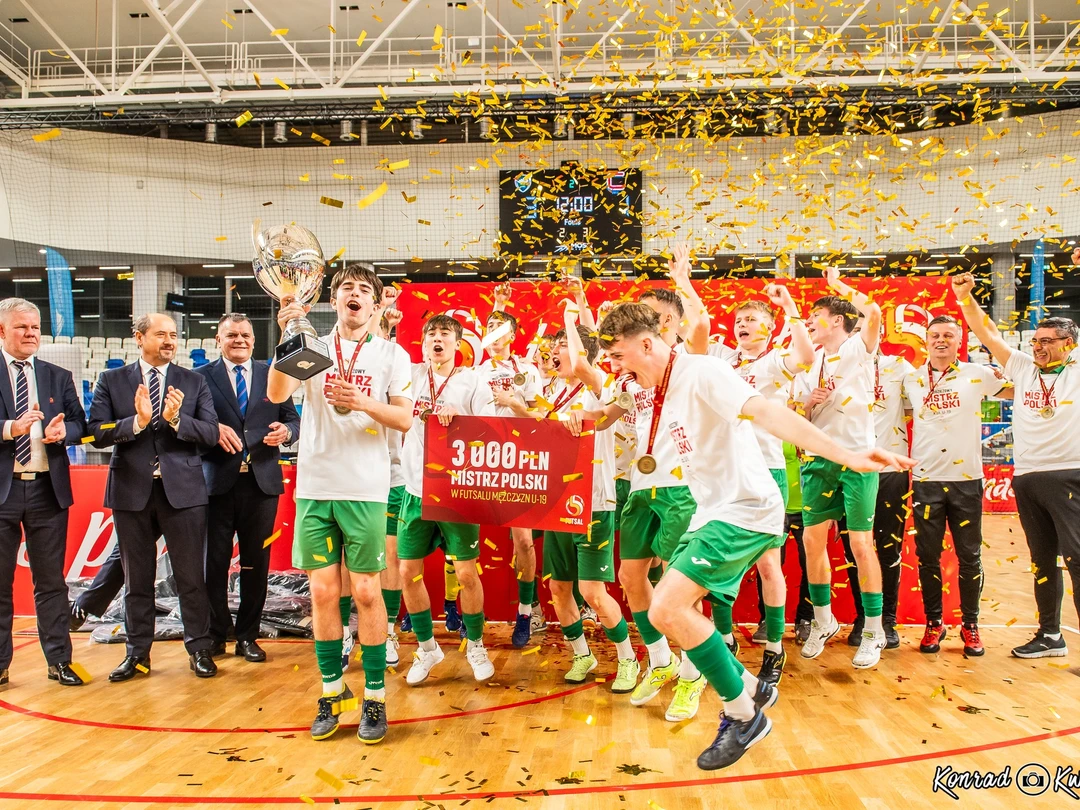 Młodzieżowe Mistrzostwa Polski U-19 w futsalu: Rekord Bielsko-Biała pokonał w finale Constract Lubawa