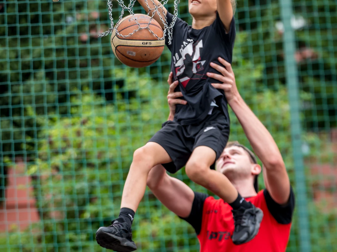 Zawodnicy Resovii Rzeszów na treningu w ramach Narodowego Dnia Sportu!