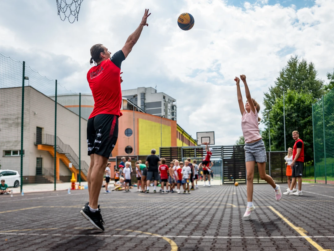 Zawodnicy Resovii Rzeszów na treningu w ramach Narodowego Dnia Sportu!