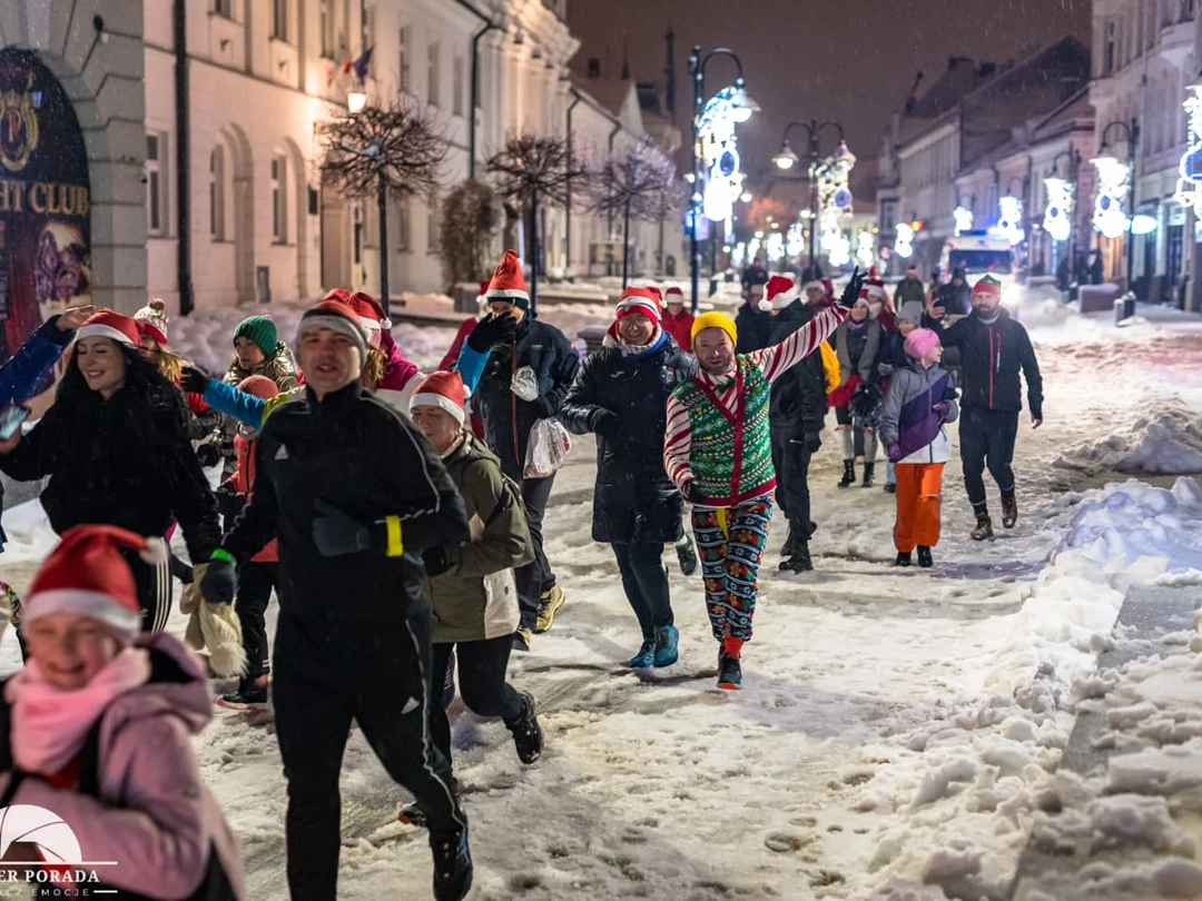 Pierwsza edycja Sportowych Mikołajek i Biegu Mikołajkowego