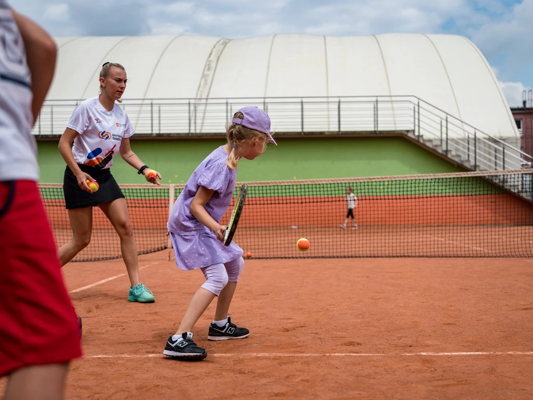 Cykl zajęć dla dzieci i młodzieży "Sportowy dzień z ..."