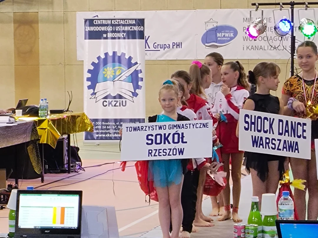 Bardzo udany występ zawodniczek Fit Kids Academy - Towarzystwa Gimnastycznego „Sokół ” w Rzeszowie