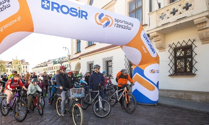 WYSTARTOWAŁ SEZON ROWEROWY W RZESZOWIE!