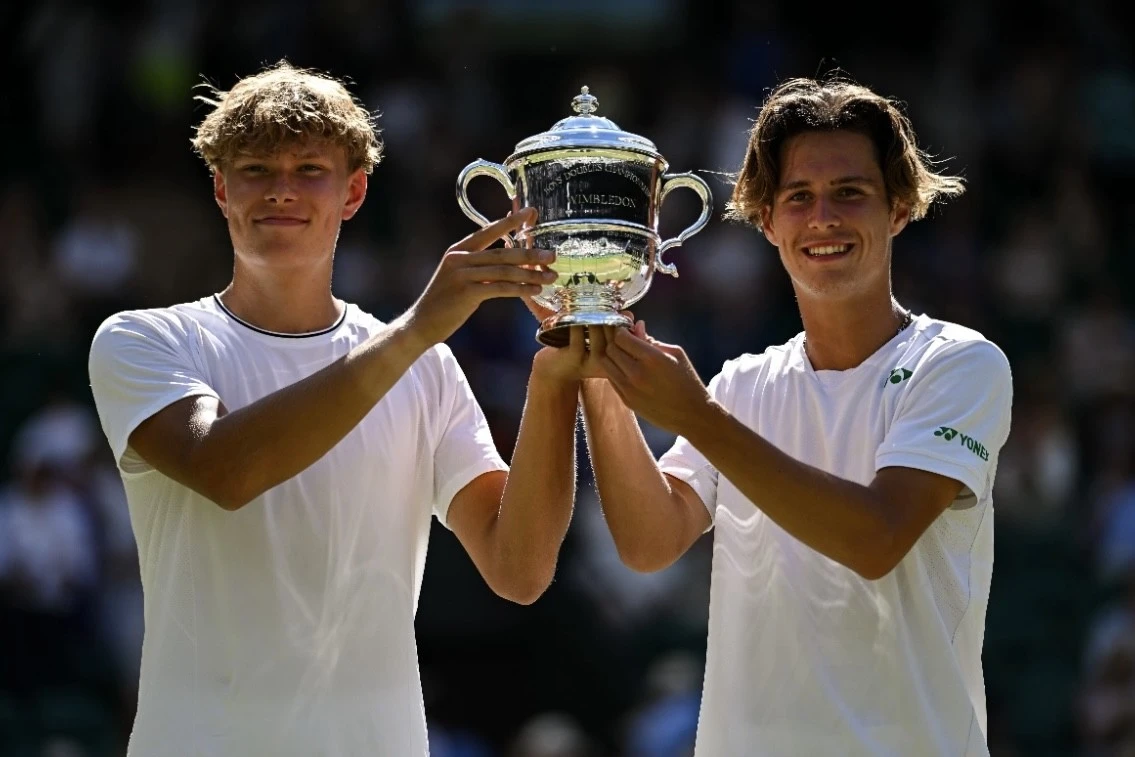 ALAN WAŻNY MISTRZEM JUNIORSKIEGO WIMBLEDONU W GRZE PODWÓJNEJ!