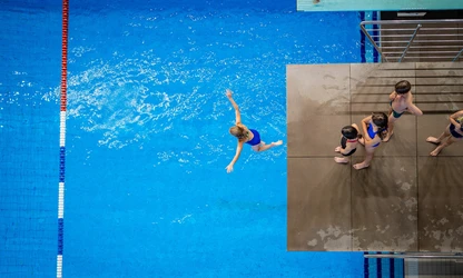 SPORTY WODNE NA BASENIE PRZY UL. MATUSZCZAKA