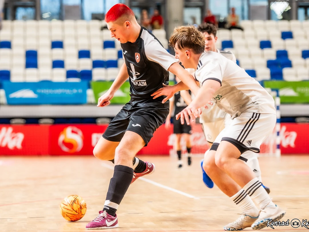 Młodzieżowe Mistrzostwa Polski U-19 w futsalu: Rekord Bielsko-Biała pokonał w finale Constract Lubawa