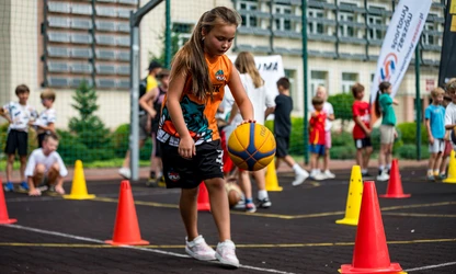 Sportowy dzień z koszykówką!