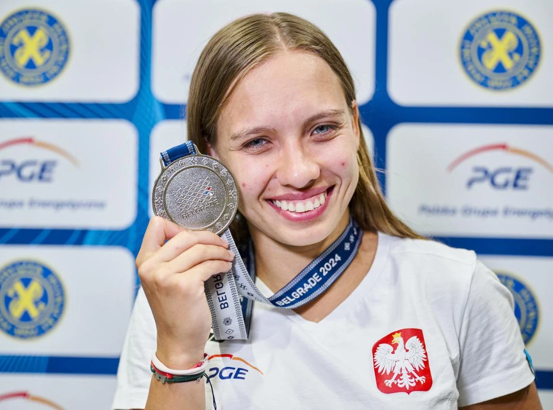 Tak tworzy się historia: Srebrny medal Oli Błażowskiej na Mistrzostwach Europy w Skokach do Wody