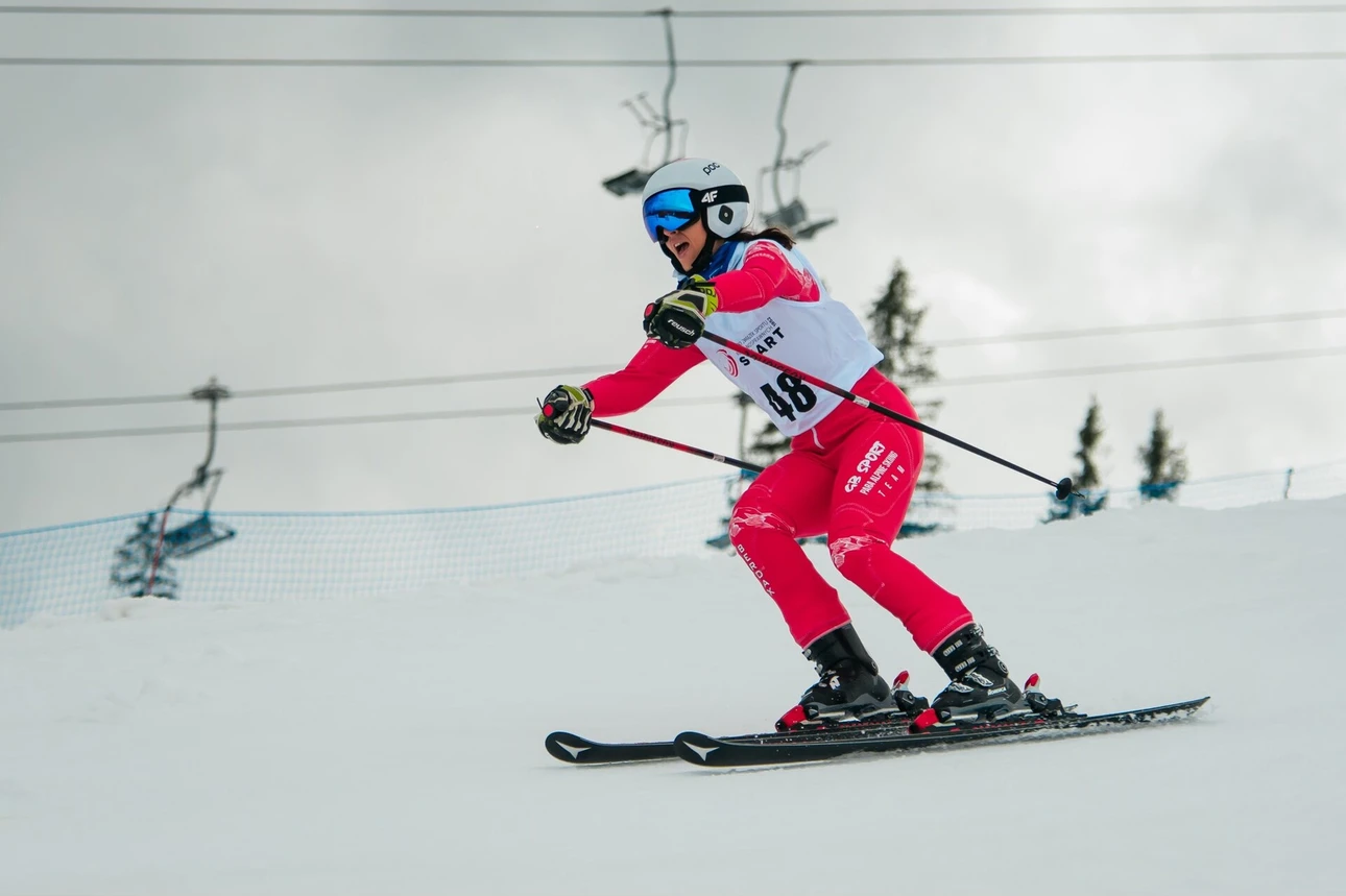 MISTRZOWSKI SEZON ZAWODNICZEK I ZAWODNIKÓW SEKCJI PARANARCIARSTWA ALPEJSKIEGO MKS GB SPORT!